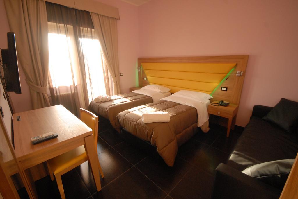 Ostia Antica Suite B&B Chambre photo